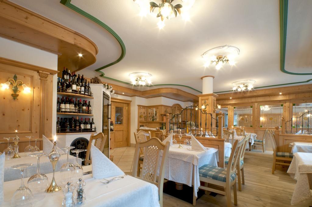 Hotel Gianna Madonna di Campiglio Ngoại thất bức ảnh
